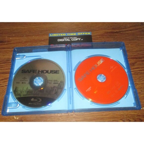 Safe House (Blu-ray / DVD, 2012, 2-Disc Set) - Picture 2 of 3